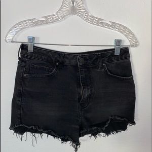 Black High-Waisted Denim Shorts with Frayed Bottoms